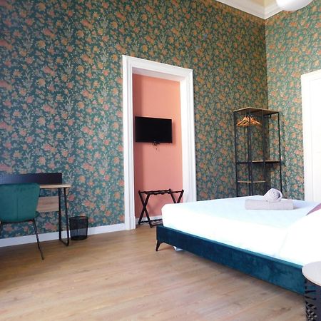 Hibiscus - Etnea Rooms Катания Екстериор снимка