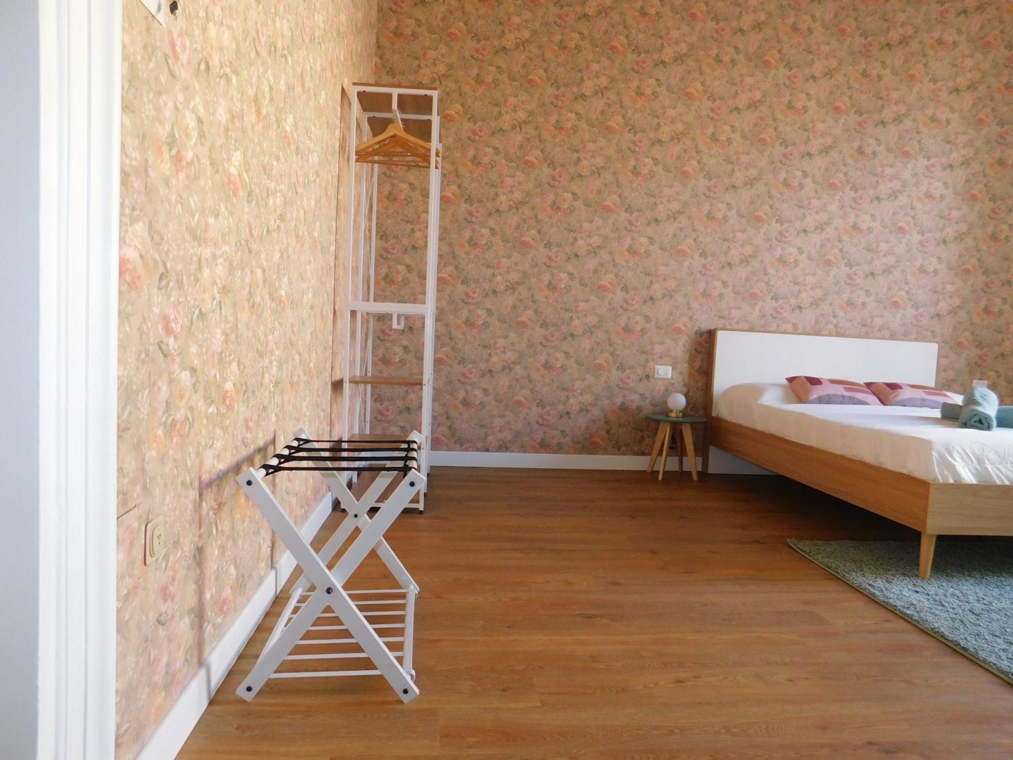 Hibiscus - Etnea Rooms Катания Екстериор снимка