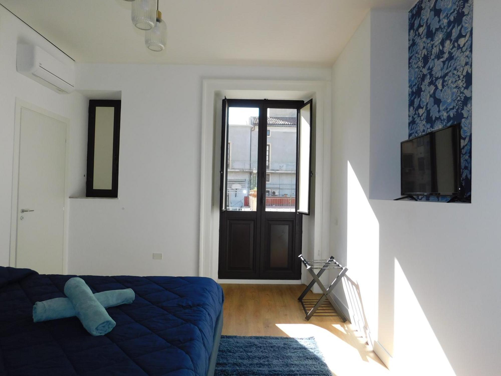 Hibiscus - Etnea Rooms Катания Екстериор снимка