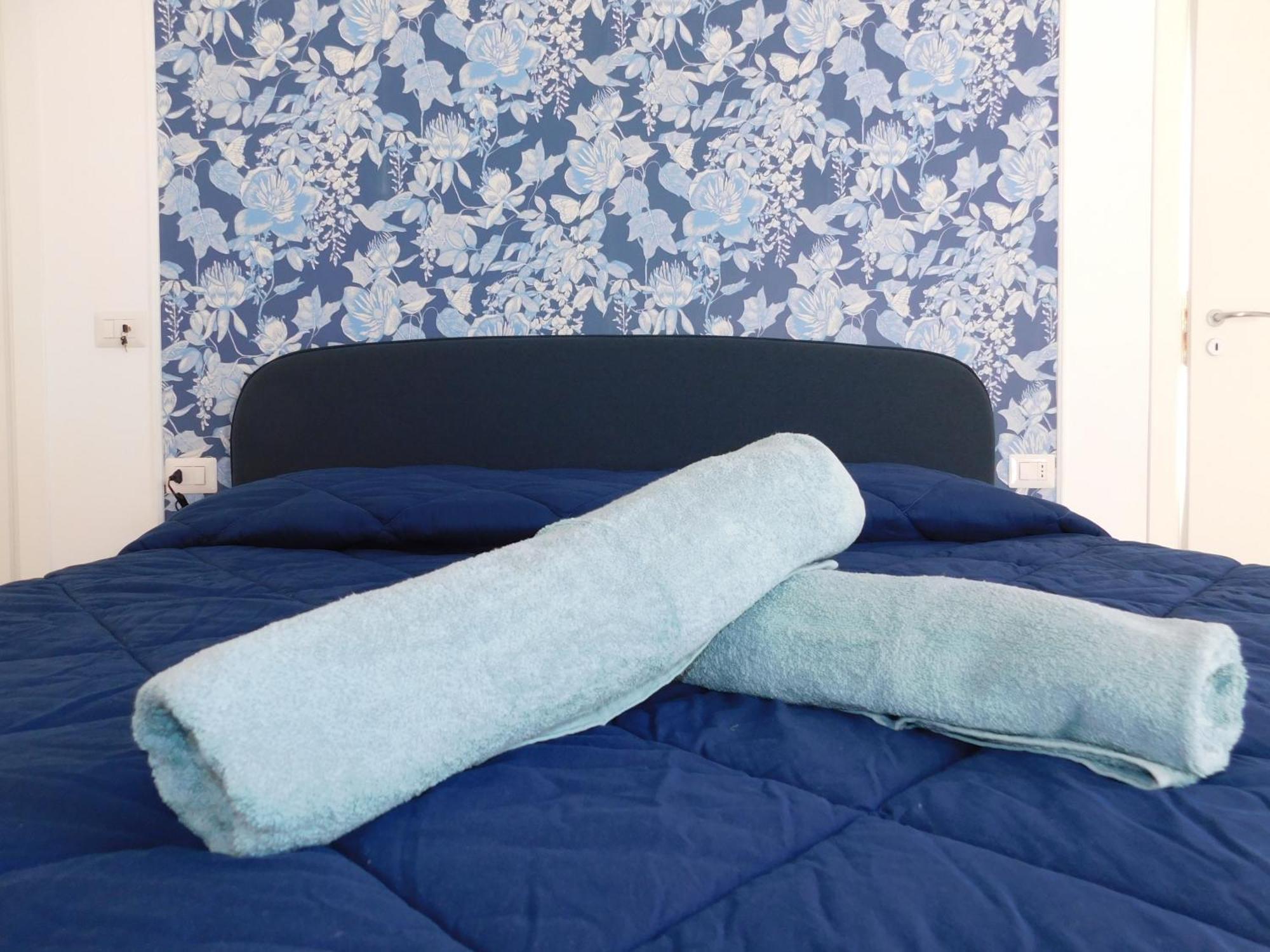 Hibiscus - Etnea Rooms Катания Екстериор снимка